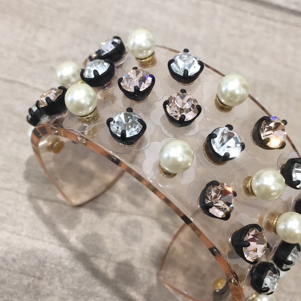 NWOT J. Crew Crystal and Pearl Studded Bracelet - Picture 3 of 5